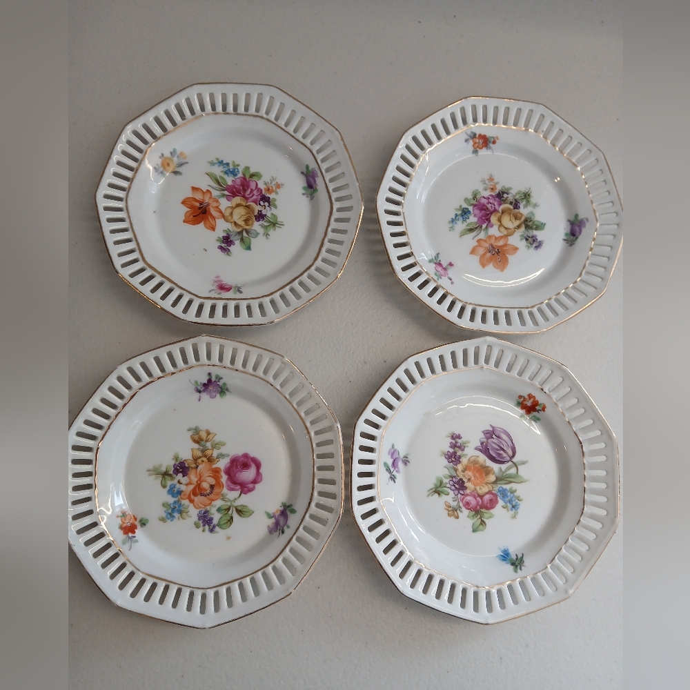 4 Vintage Bavaria Floral Butter Pats
